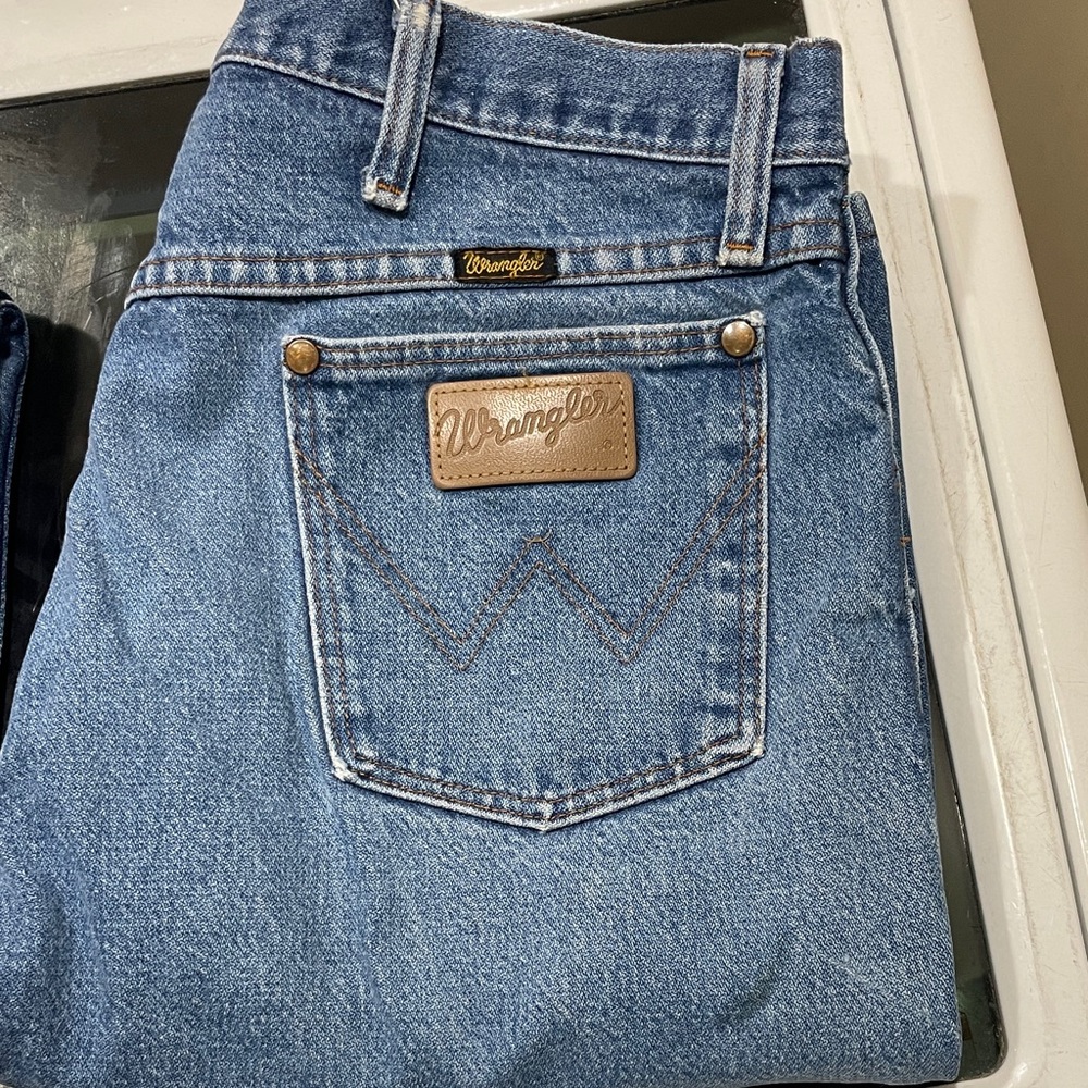 Vintage Wrangler Men's Light Blue Relaxed Jeans